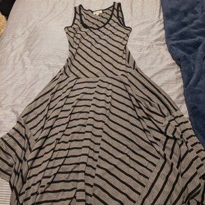 Retro Rags Women's Handkerchief Maxi Dress